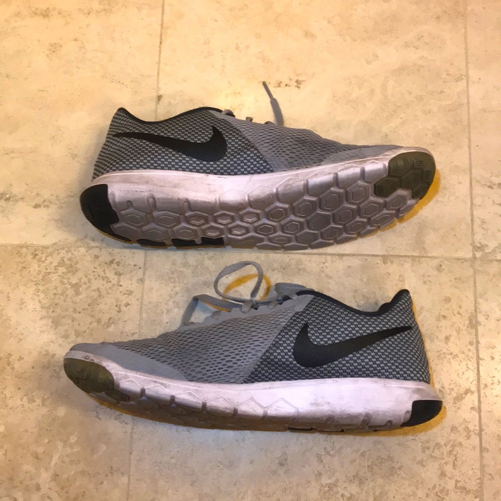 Nike Flex Experience RN6 Sneakers Mens Size 11.5